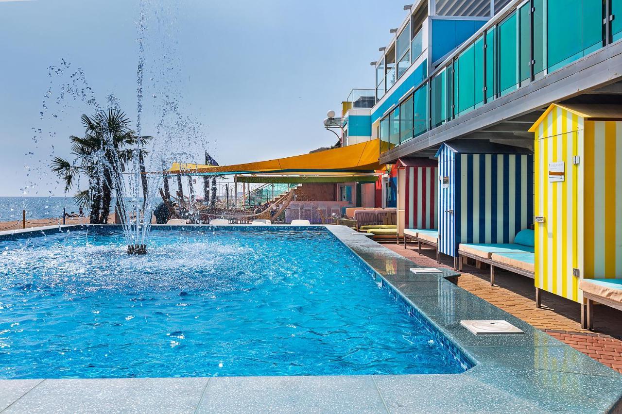 Hotel Undersun 5*